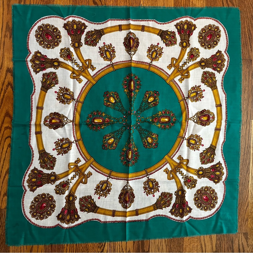 Vintage Glentex Green and Gold Scarf
